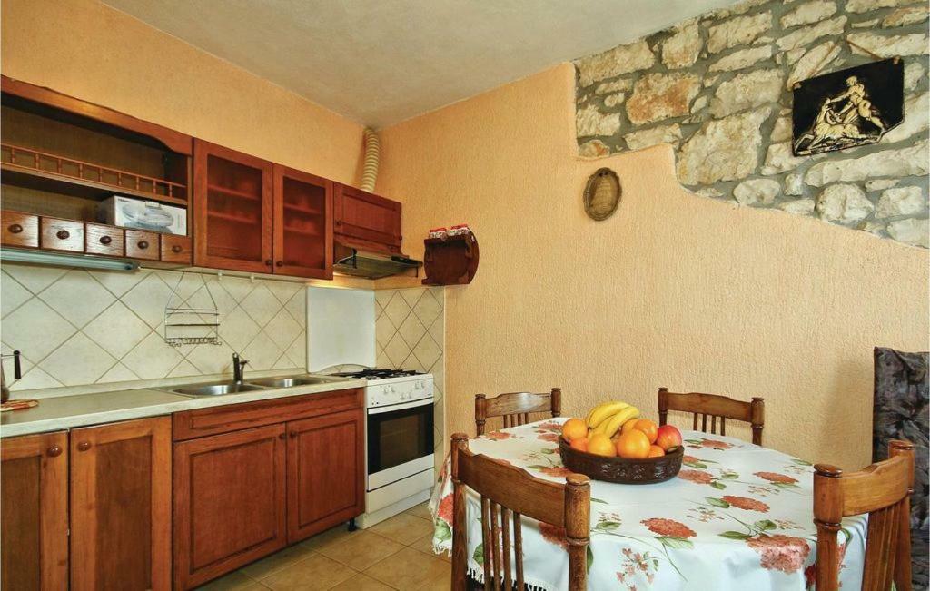 Mugeba 3 Bedroom Accommodation Poreč Exterior foto